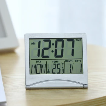 Kavisli Ayna Ekran Çalar saat LED Masaüstü İzle Elektronik Ev Dekor Masa Saati Sıcaklık Erteleme Fonksiyonu Dijital Saat 1
