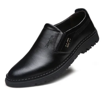 Hakiki Deri Erkek rahat ayakkabılar 2022 İlkbahar Sonbahar Nefes Erkek Loafer'lar Moda Slip-On Yumuşak sürüş ayakkabısı Zapatillas Hombre