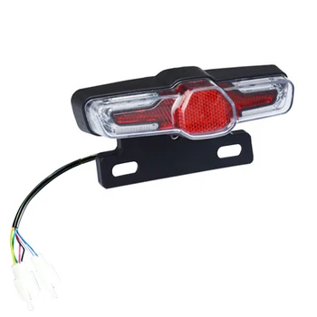 D06 36V 48V 60V Elektrikli Bisiklet Arka Lambası LED Güvenlik Gece Sürme Uyarı E-bisiklet Arka Lambası Dönüş Sinyali ile Bisiklet Aksesuarları