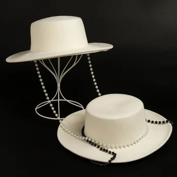 Yeni Moda Beyaz Yün Şapka ile Zarif Uzun Siyah İnciler Zincir Düz Üst Kış Şapka Geniş Ağız Evacuations Şapka Sokak Rahat Sıcak Şapka