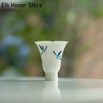 2 adet / grup 30 ml Butik Saf El-boyalı Kelebek Orkide Seramik Çay Bardağı Yaratıcı Çiçek Kokusu Çay Fincanı Beyaz Porselen Master Fincan