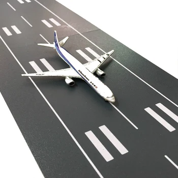 15x10cm 1/1000 Simülasyon Yolcu Uçağı Modeli Pist Platformu Sivil Uçuş Kalkış Ve İniş Arka Plan Kum Masa Oyuncak